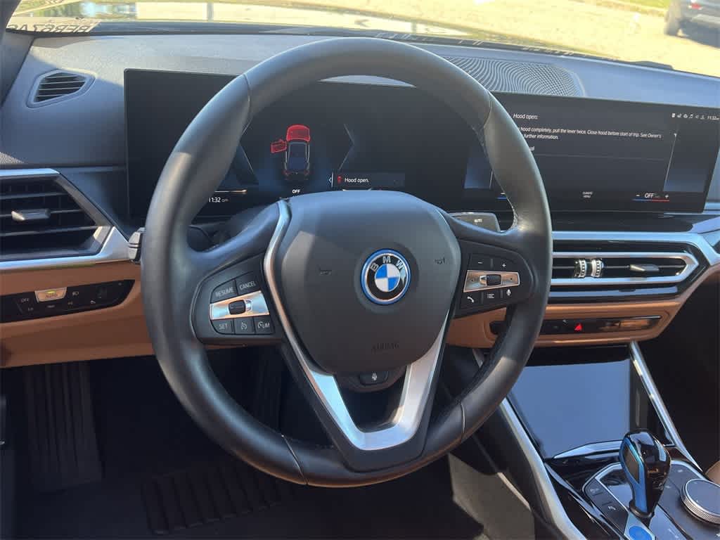 Thumbnail: 2023 BMW i4 - 23