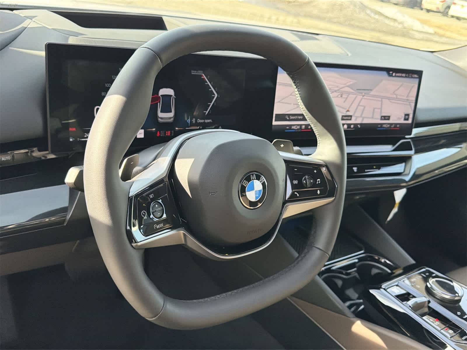 Thumbnail: 2026 BMW 5 Series - 23