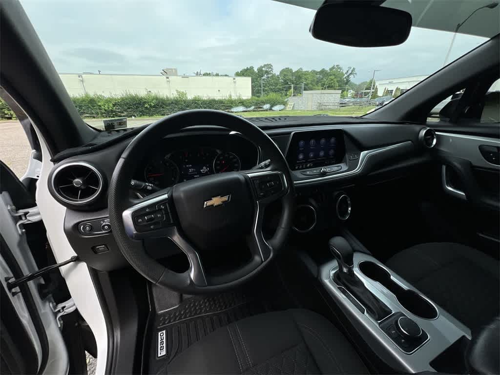 Thumbnail: 2021 Chevrolet Blazer - 18