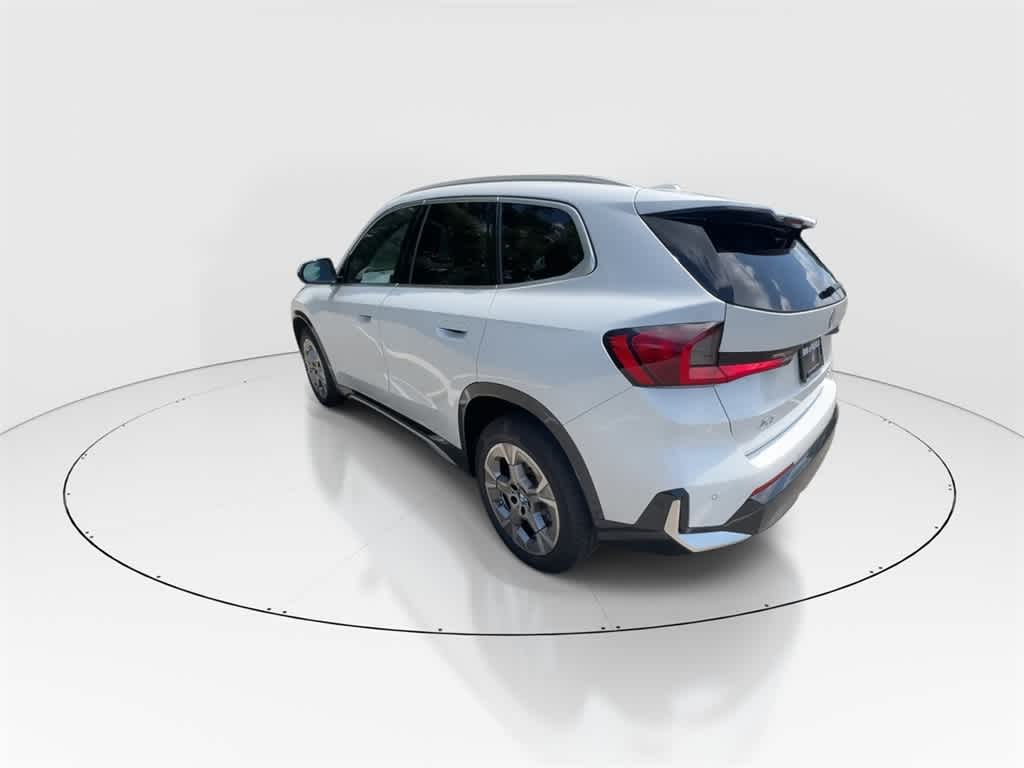 Thumbnail: 2023 BMW X1 - 6
