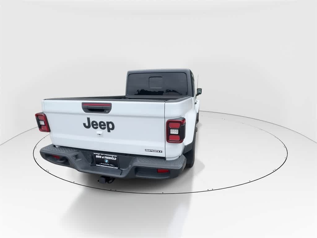 Thumbnail: 2021 Jeep Gladiator - 7