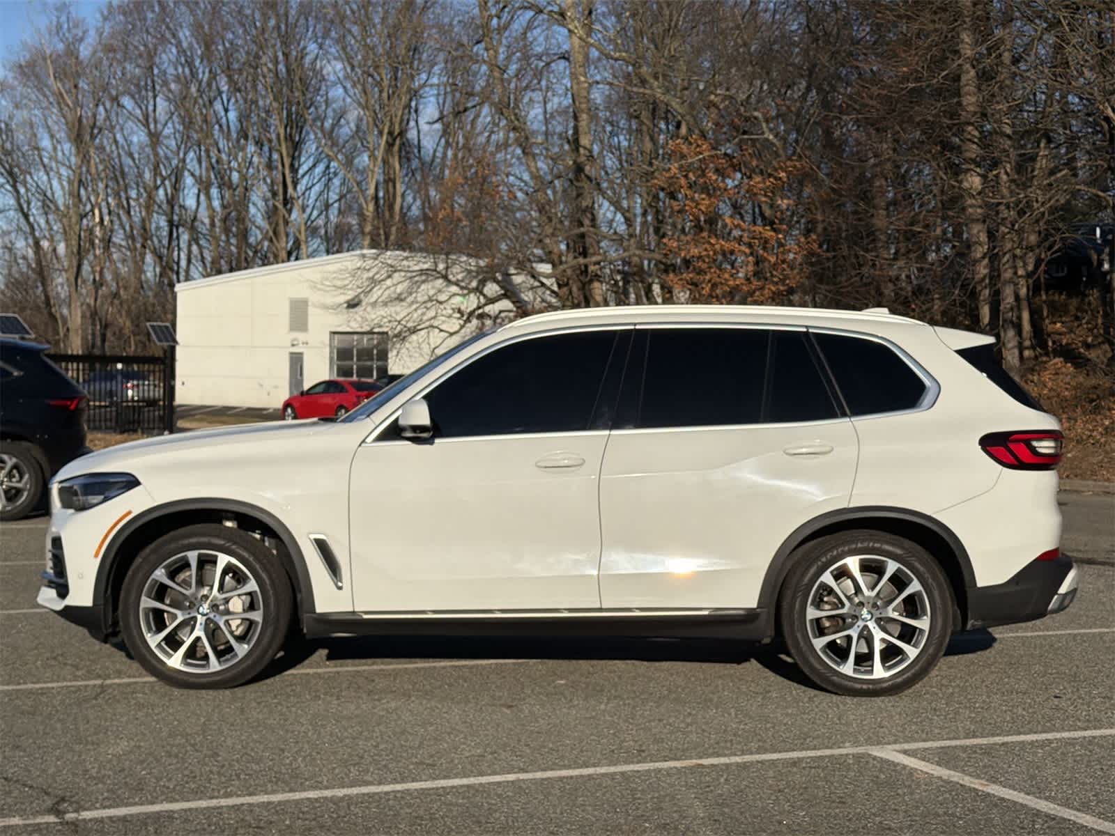 Thumbnail: 2023 BMW X5 - 11