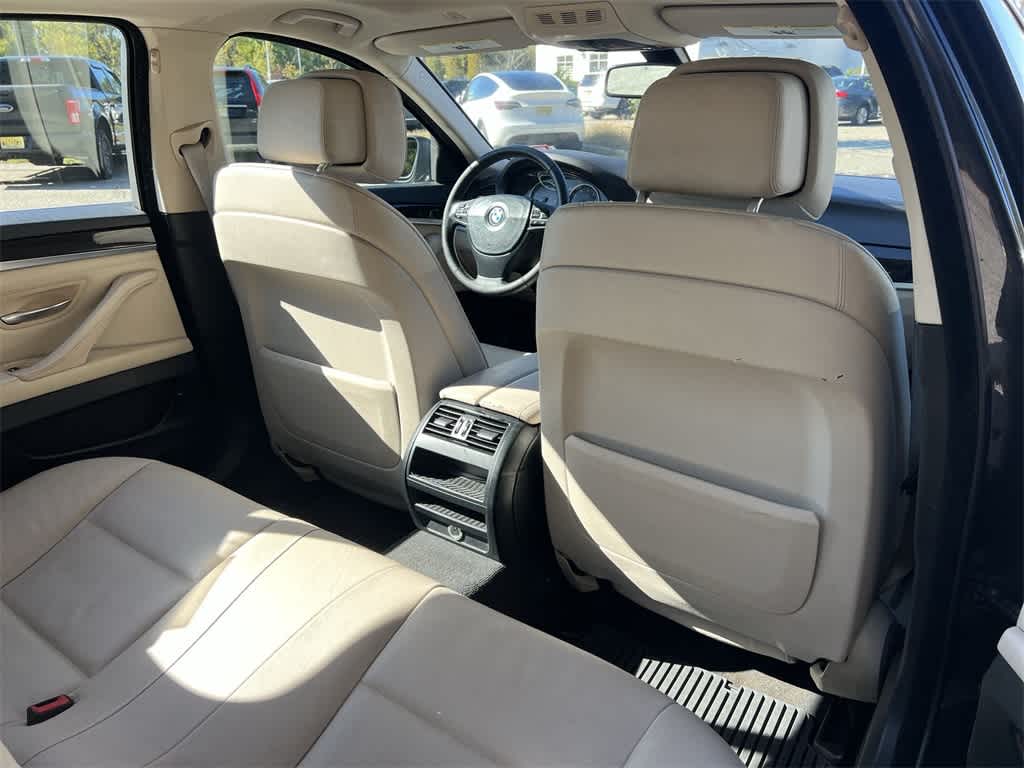 Thumbnail: 2013 BMW 5 Series - 20