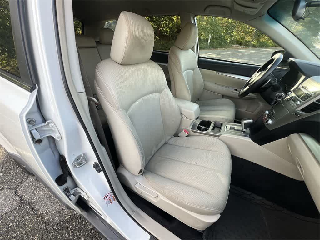 Thumbnail: 2011 Subaru Outback - 22