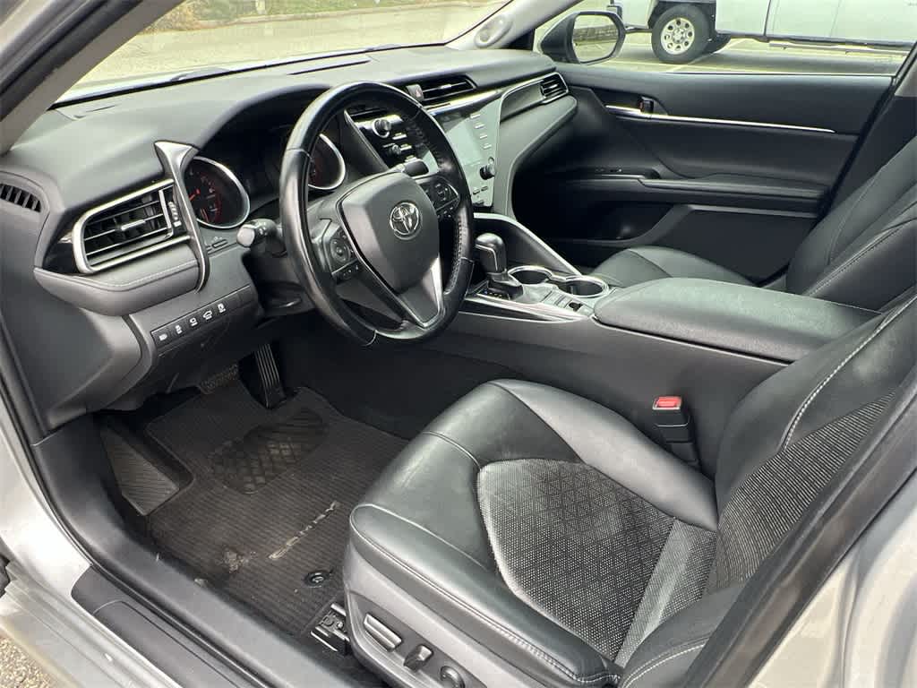 Thumbnail: 2019 Toyota Camry - 10