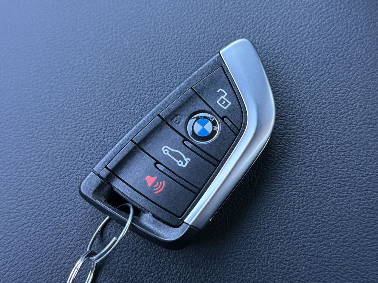 Thumbnail: 2025 BMW 3 Series - 28