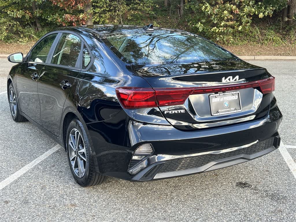 Thumbnail: 2023 Kia Forte - 12