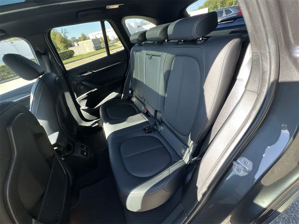 Thumbnail: 2018 BMW X1 - 21