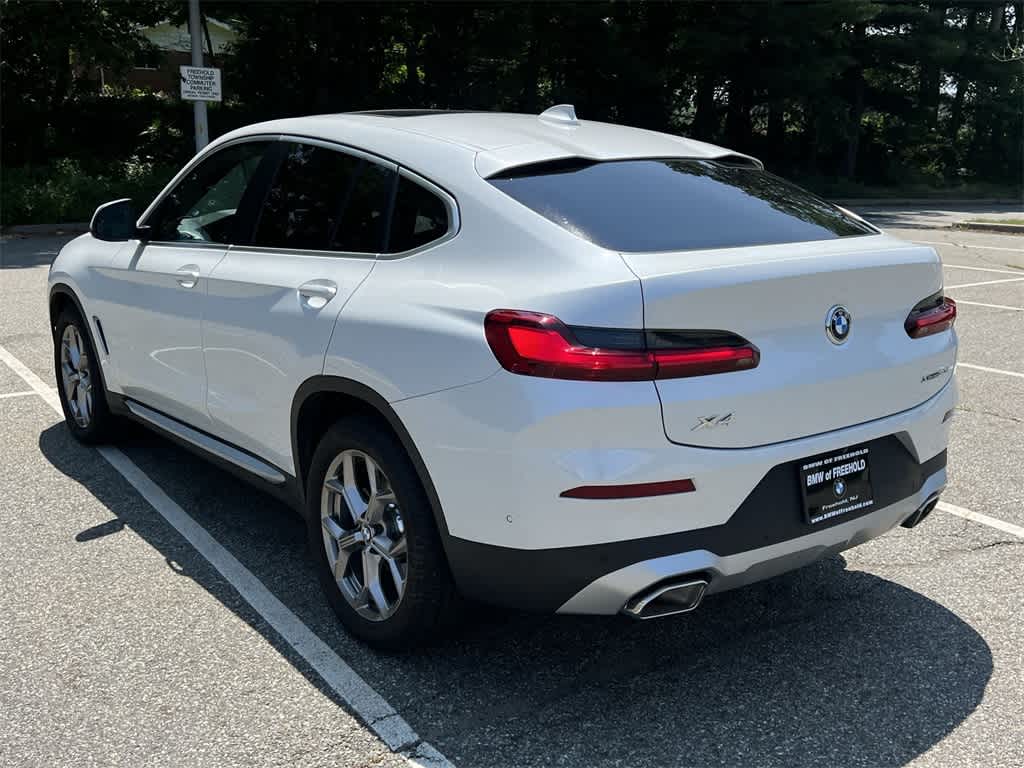 Thumbnail: 2022 BMW X4 - 12