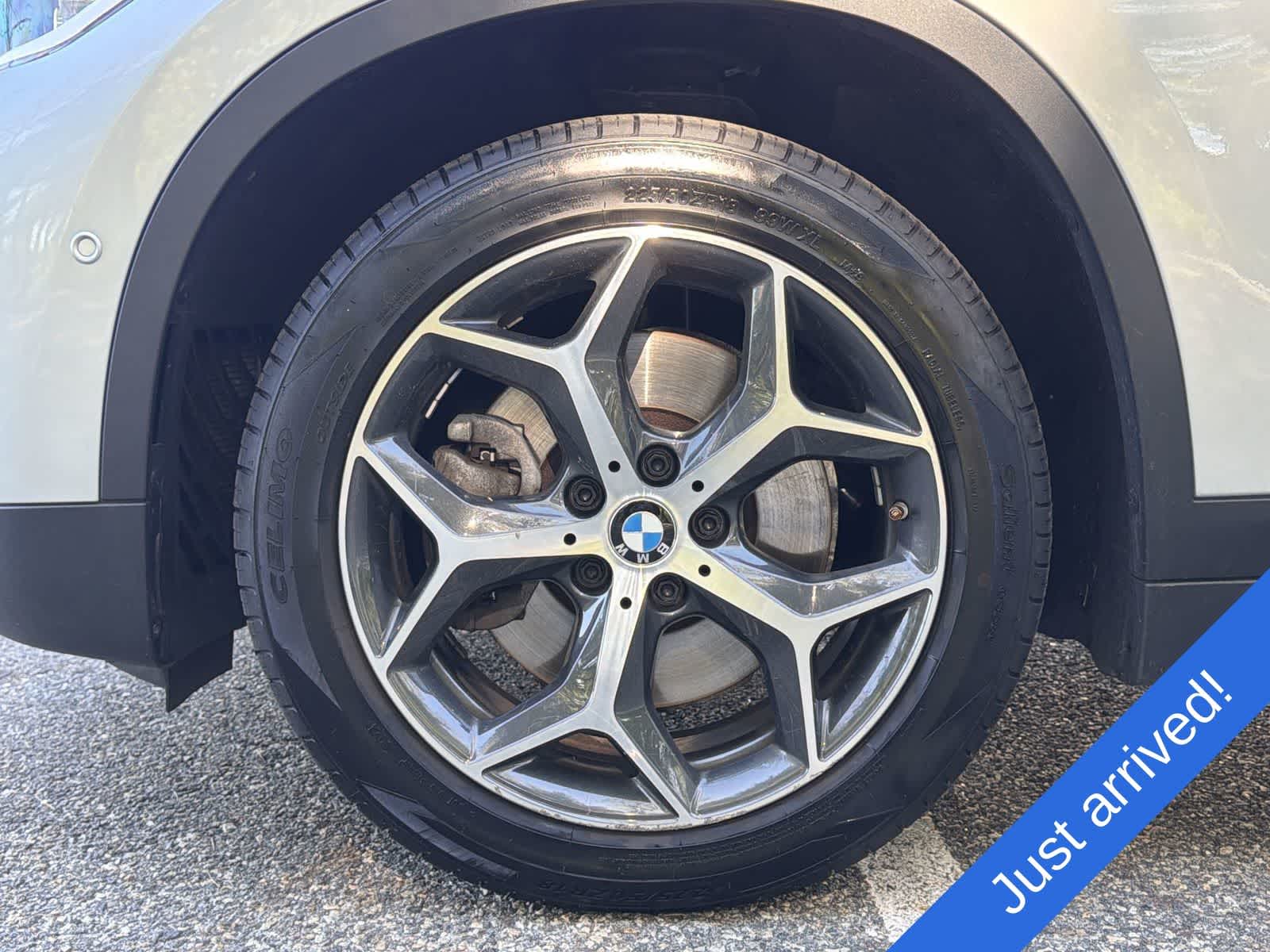 Thumbnail: 2018 BMW X1 - 16