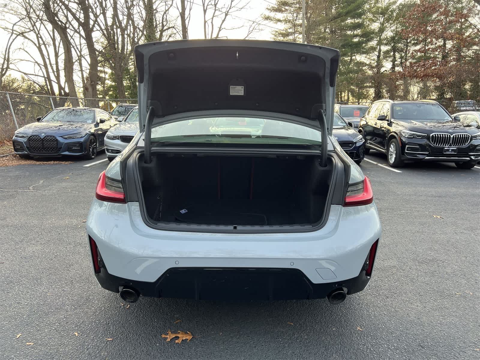 Thumbnail: 2023 BMW 3 Series - 27