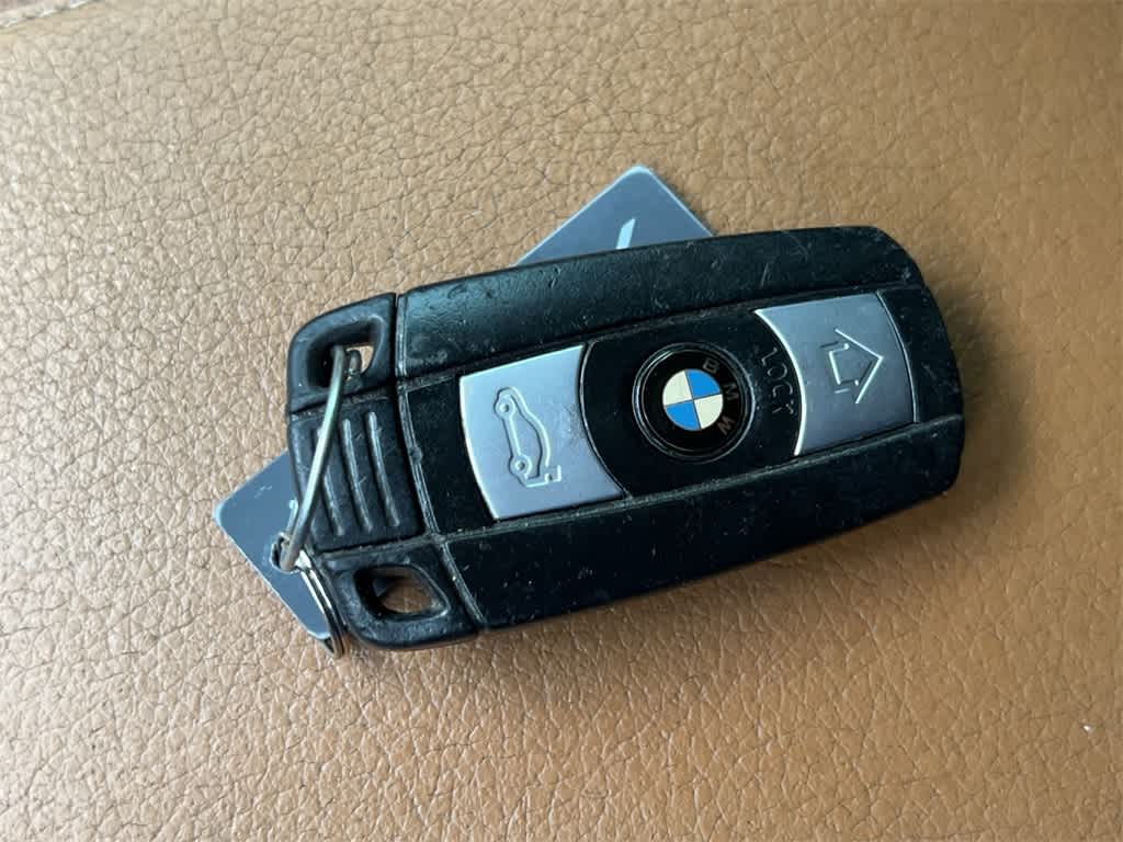 Thumbnail: 2010 BMW 3 Series - 28