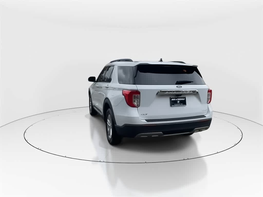 Thumbnail: 2021 Ford Explorer - 8