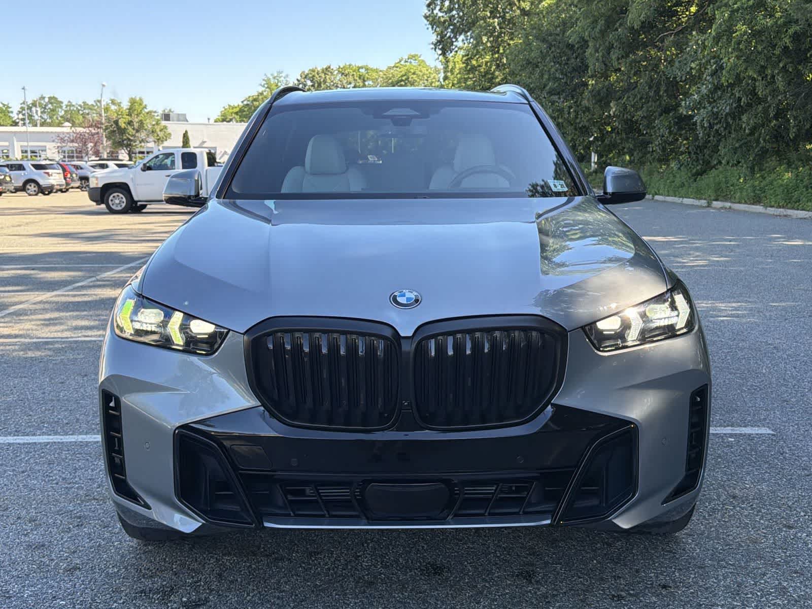 Thumbnail: 2024 BMW X5 - 13