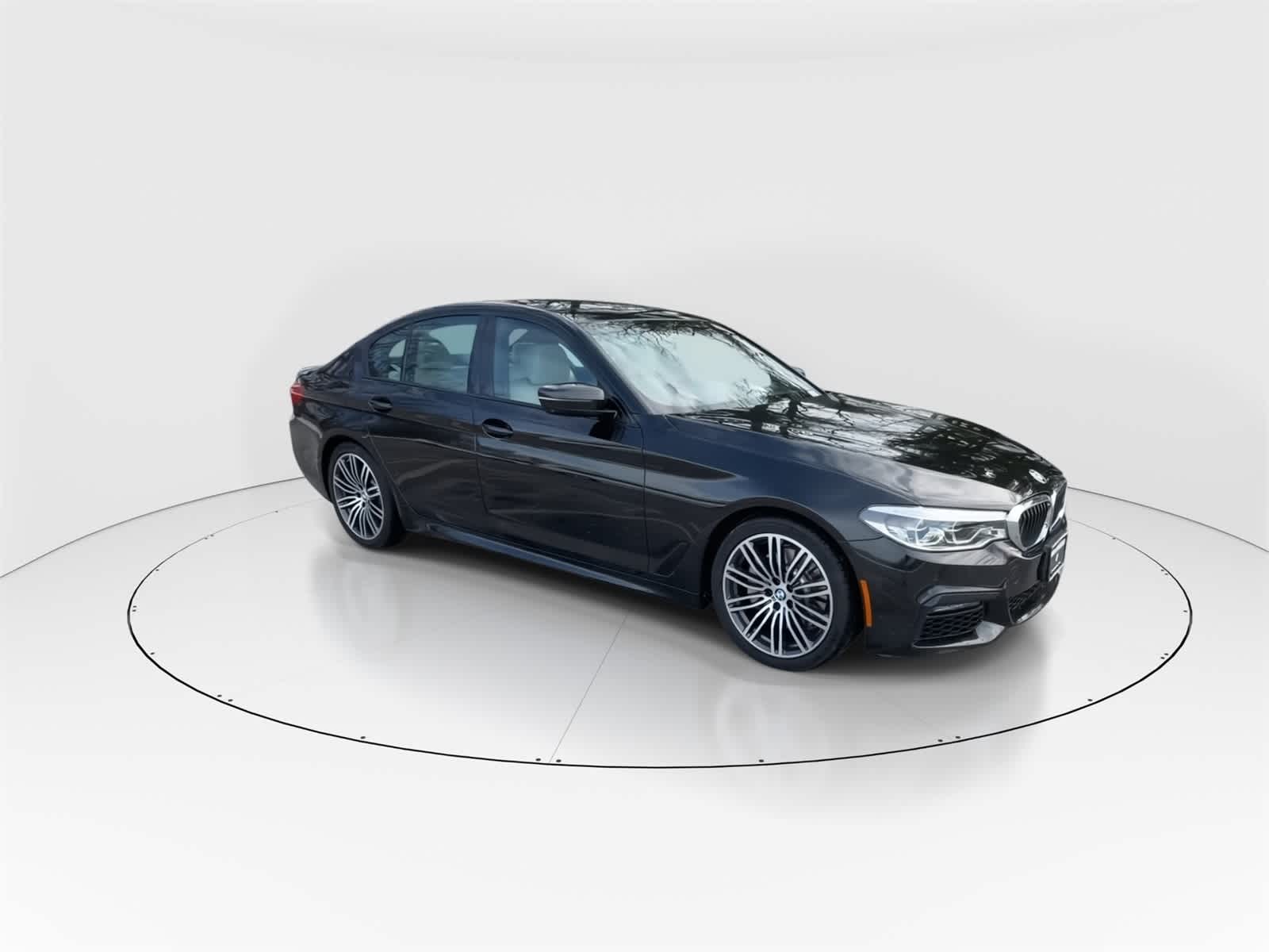 Thumbnail: 2019 BMW 5 Series - 3