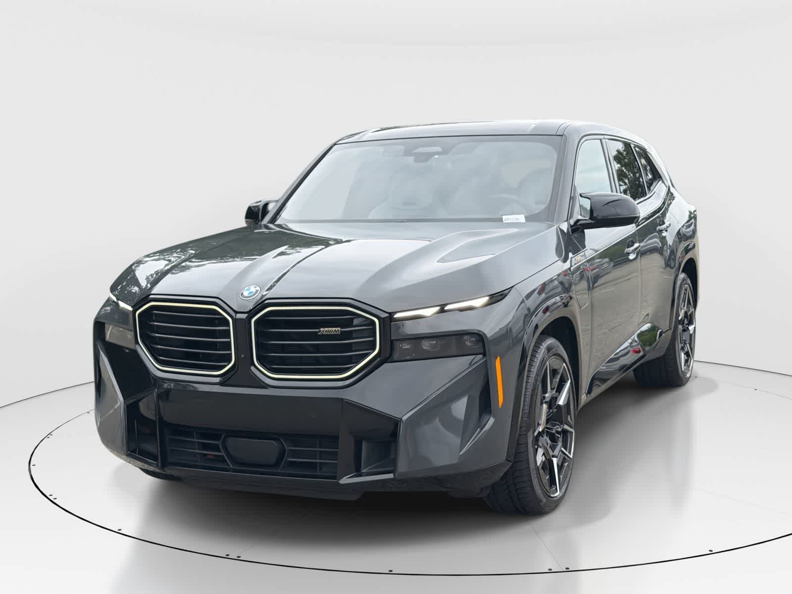 2024 BMW XM -'s photo