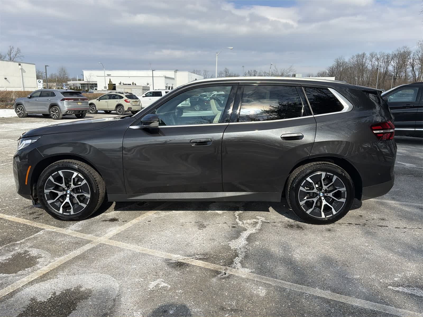 Thumbnail: 2025 BMW X3 - 11