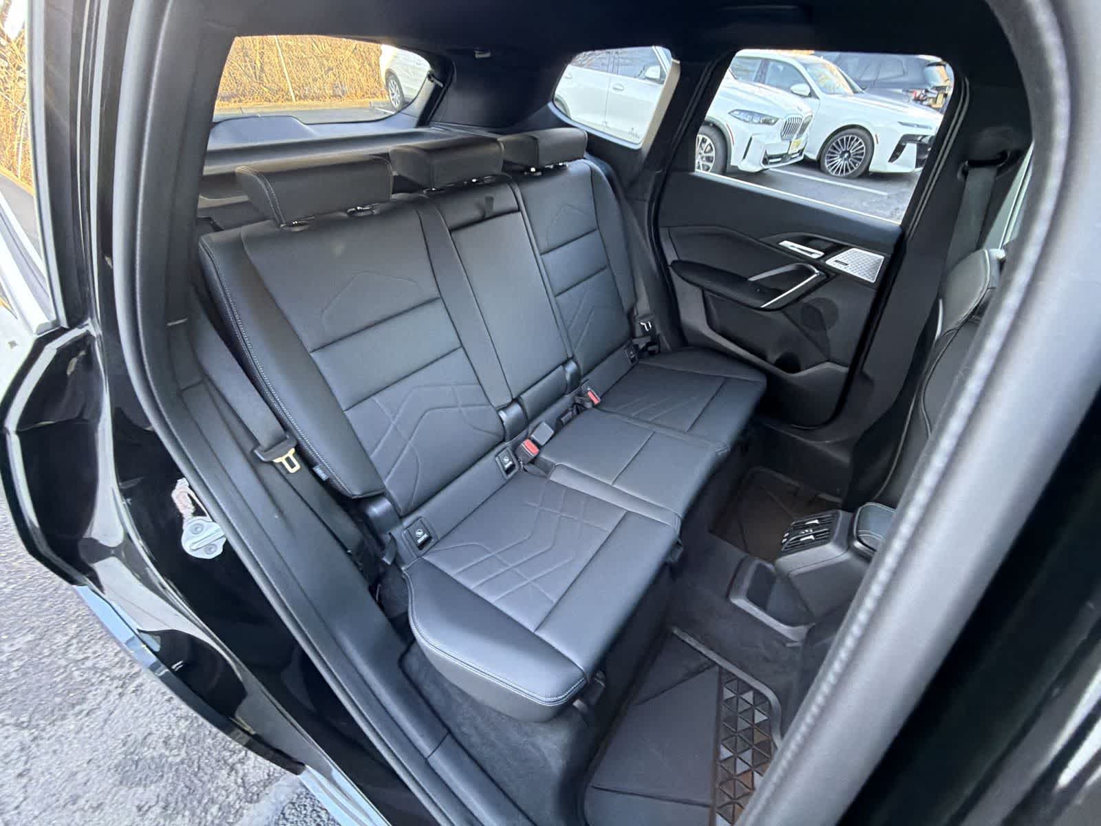 Thumbnail: 2025 BMW X1 - 21