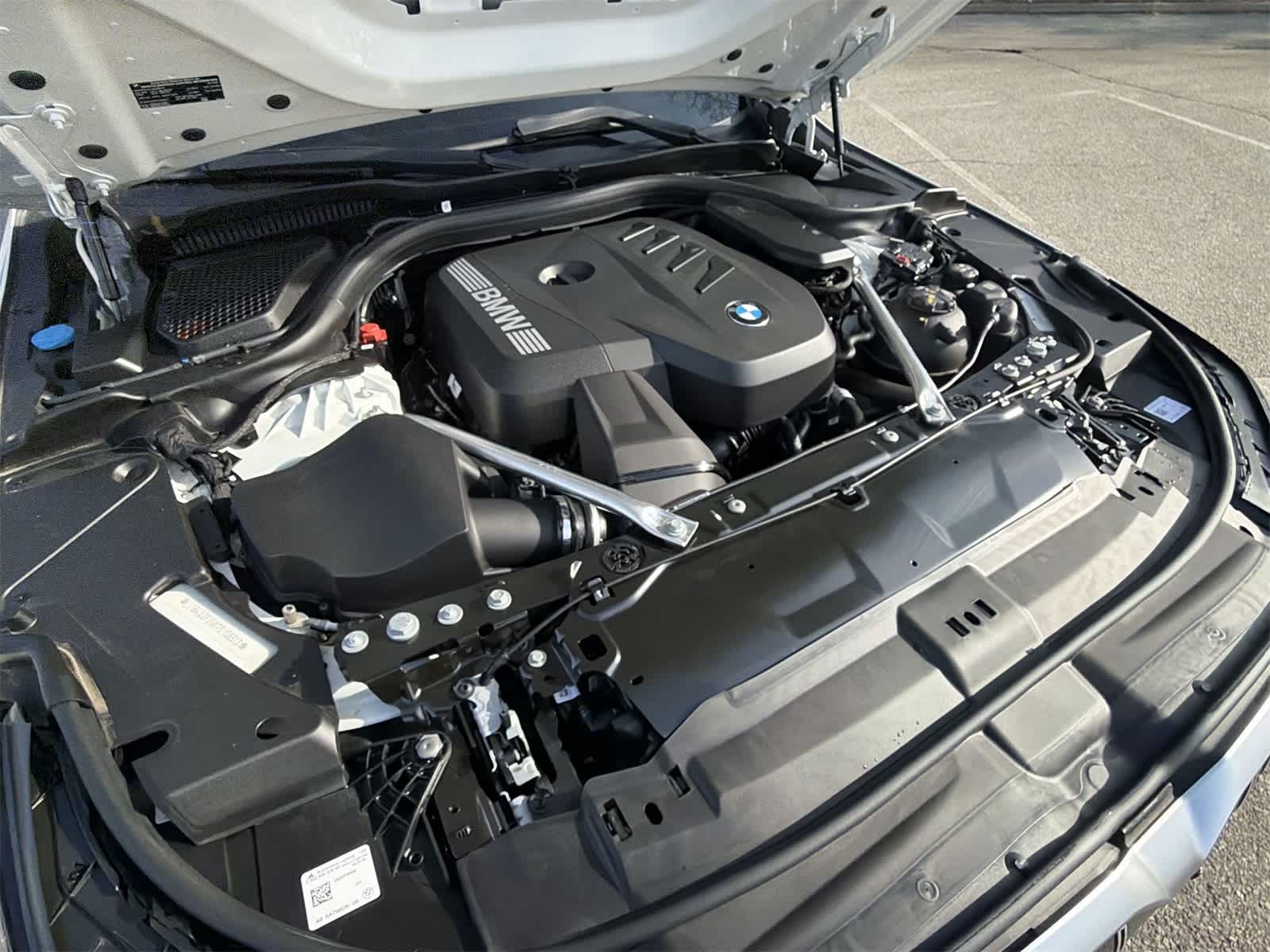 Thumbnail: 2026 BMW 5 Series - 17