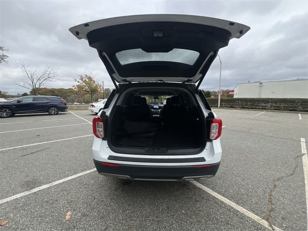 Thumbnail: 2021 Ford Explorer - 27