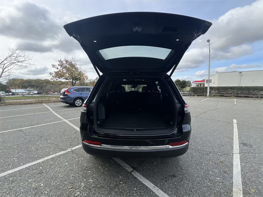 Thumbnail: 2024 Jeep Grand Cherokee - 27