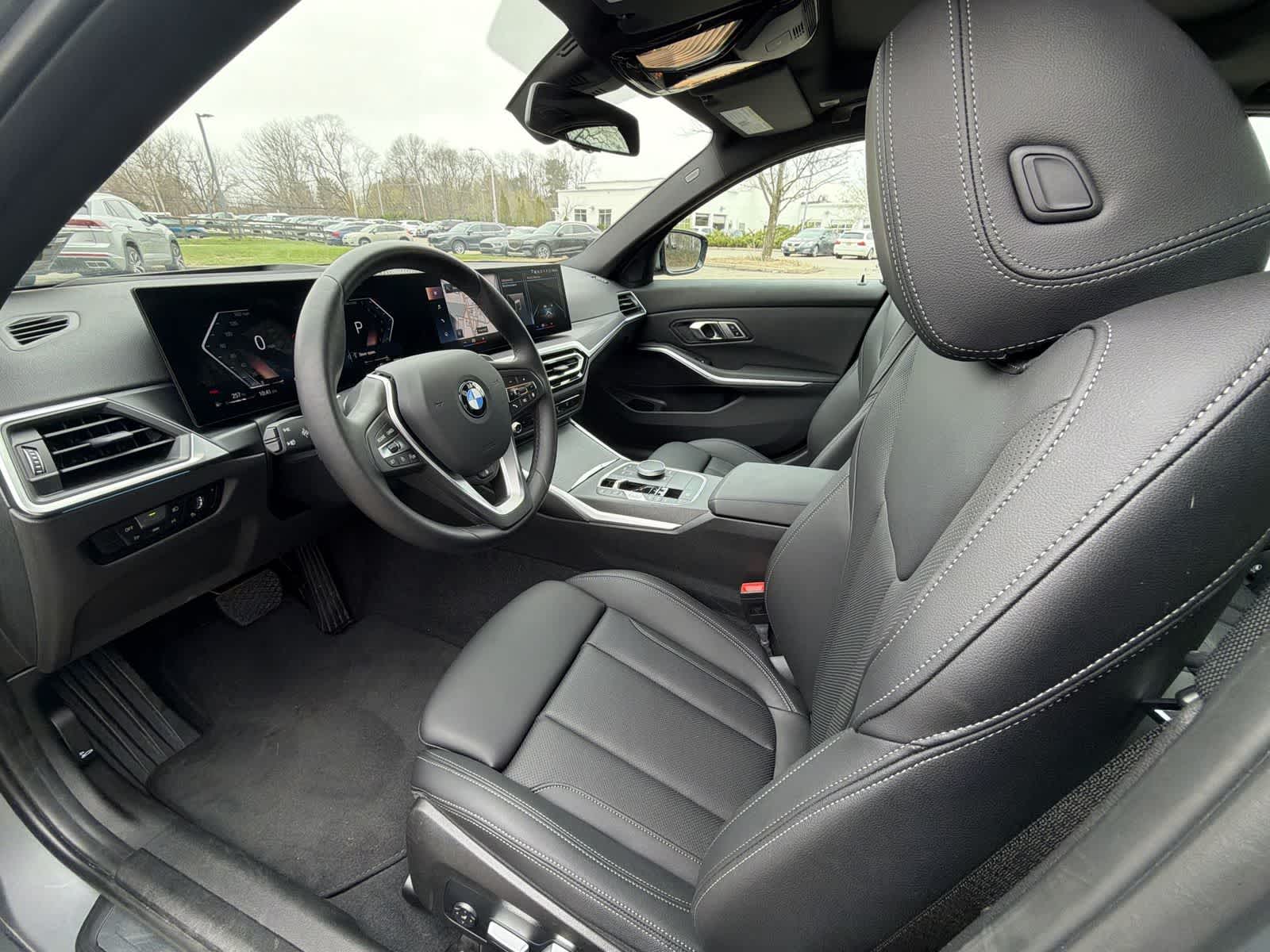 Thumbnail: 2023 BMW 3 Series - 10