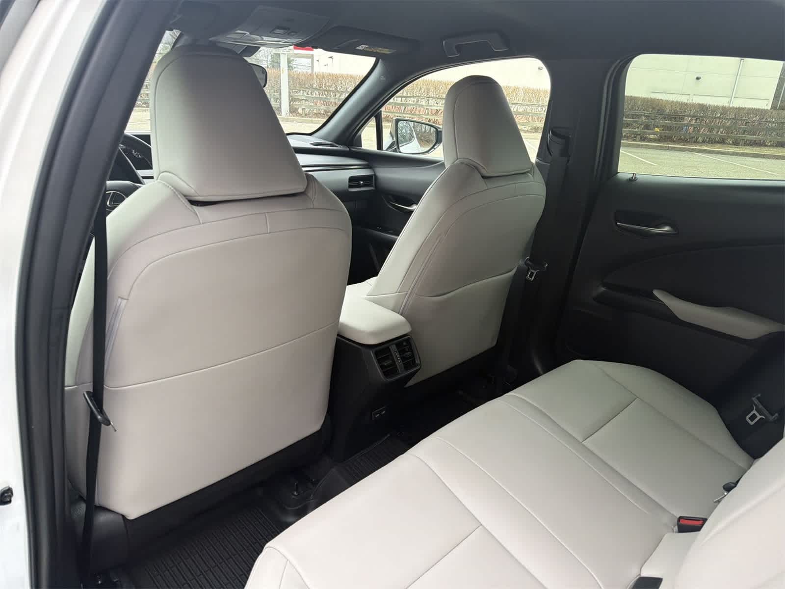 Thumbnail: 2021 Lexus UX - 20