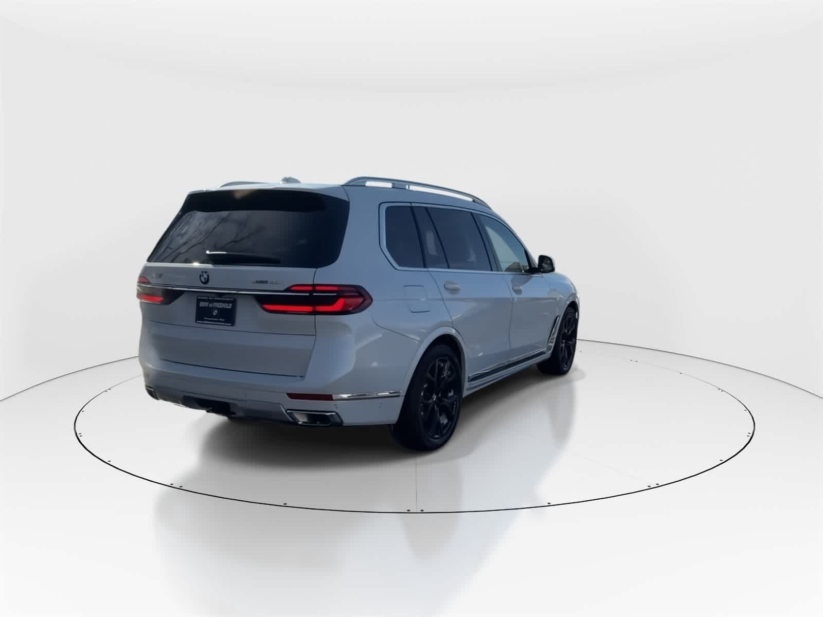 Thumbnail: 2026 BMW X7 - 9