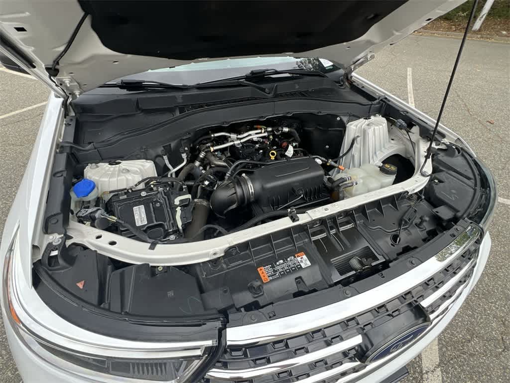 Thumbnail: 2021 Ford Explorer - 17