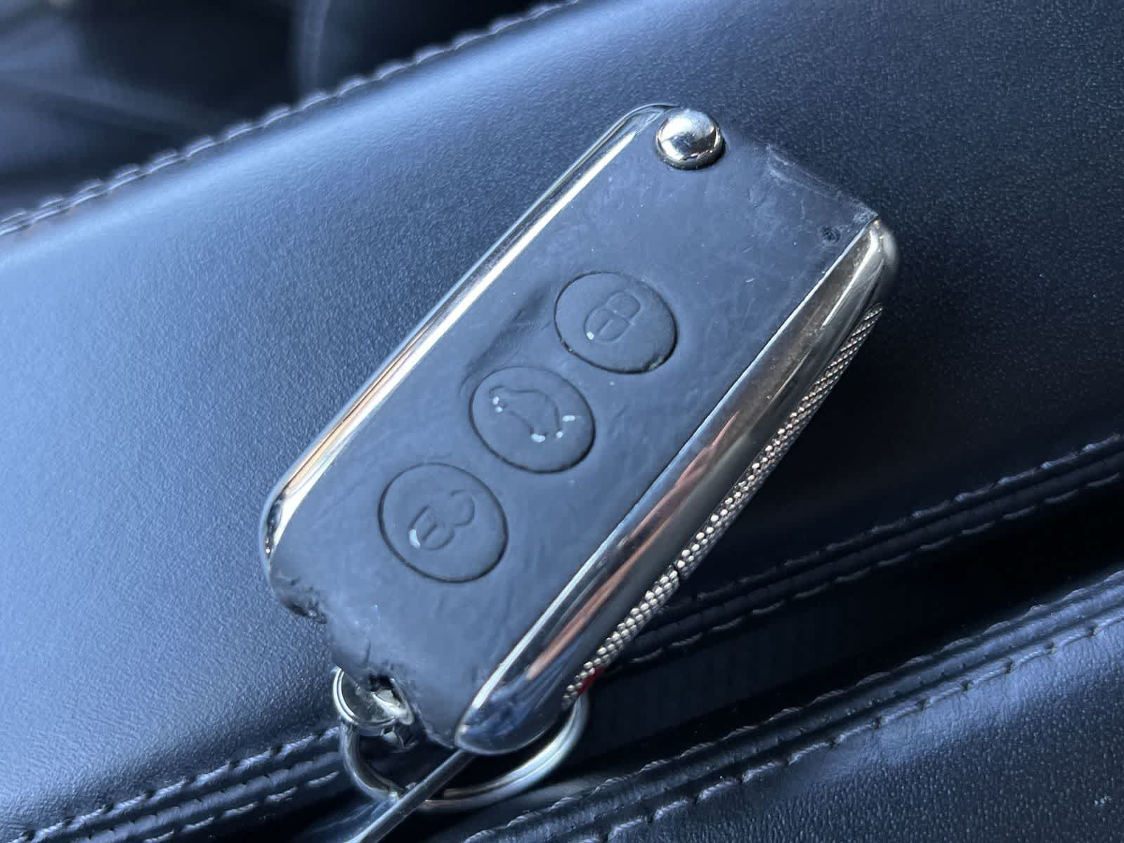 Thumbnail: 2013 Bentley Continental - 28