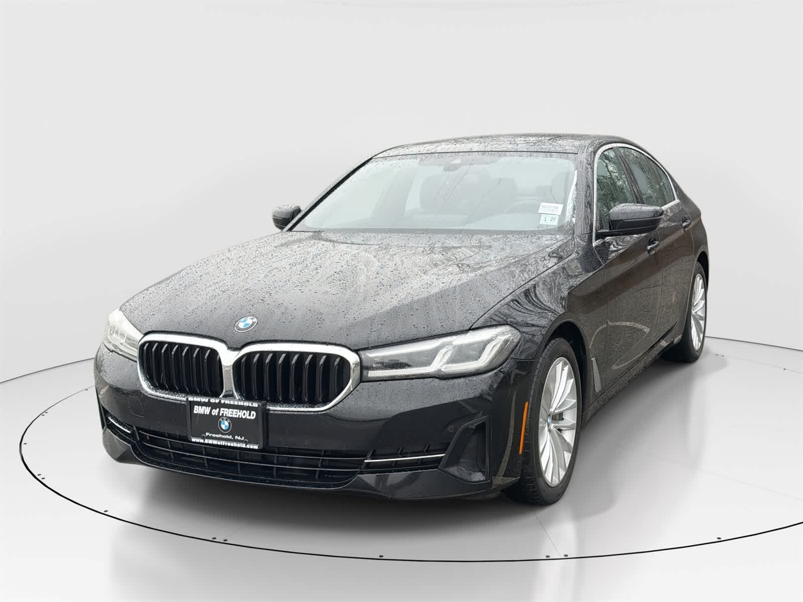 2022 BMW 5 Series 530i's photo