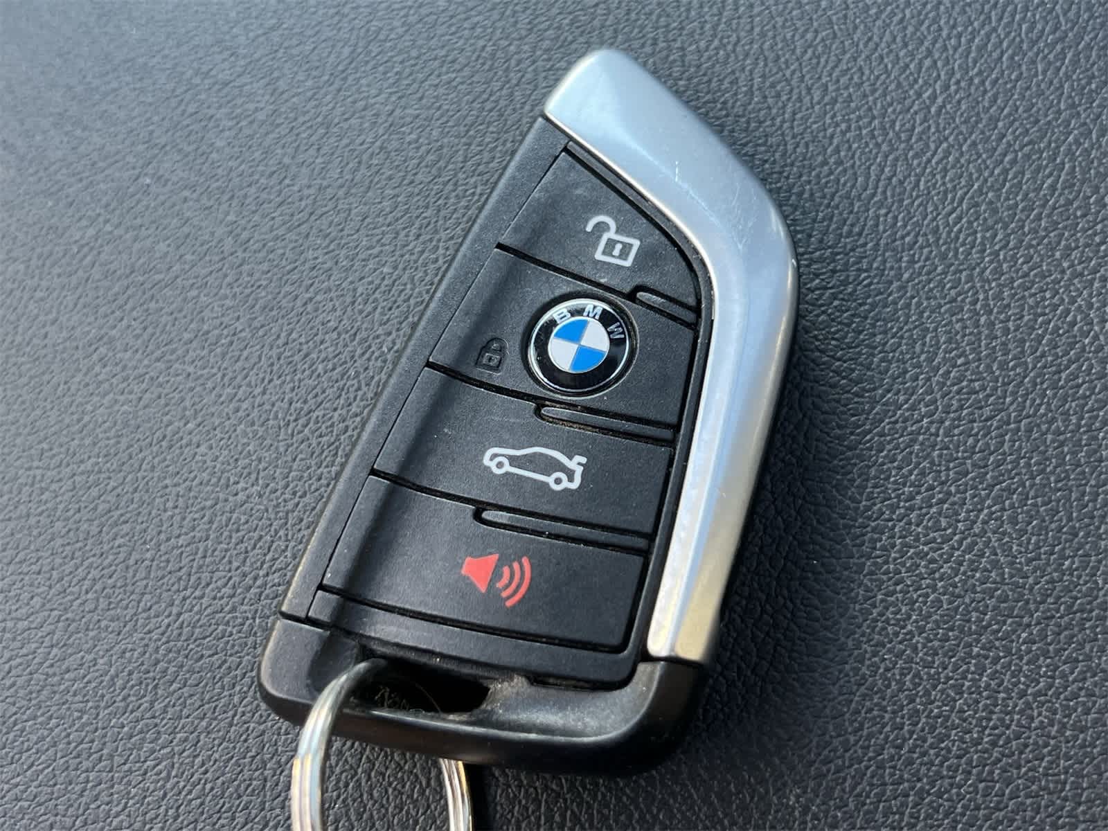 Thumbnail: 2020 BMW X3 - 28