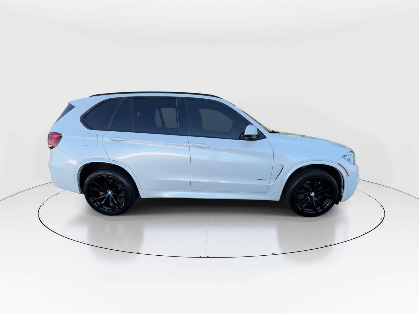 Thumbnail: 2016 BMW X5 - 4