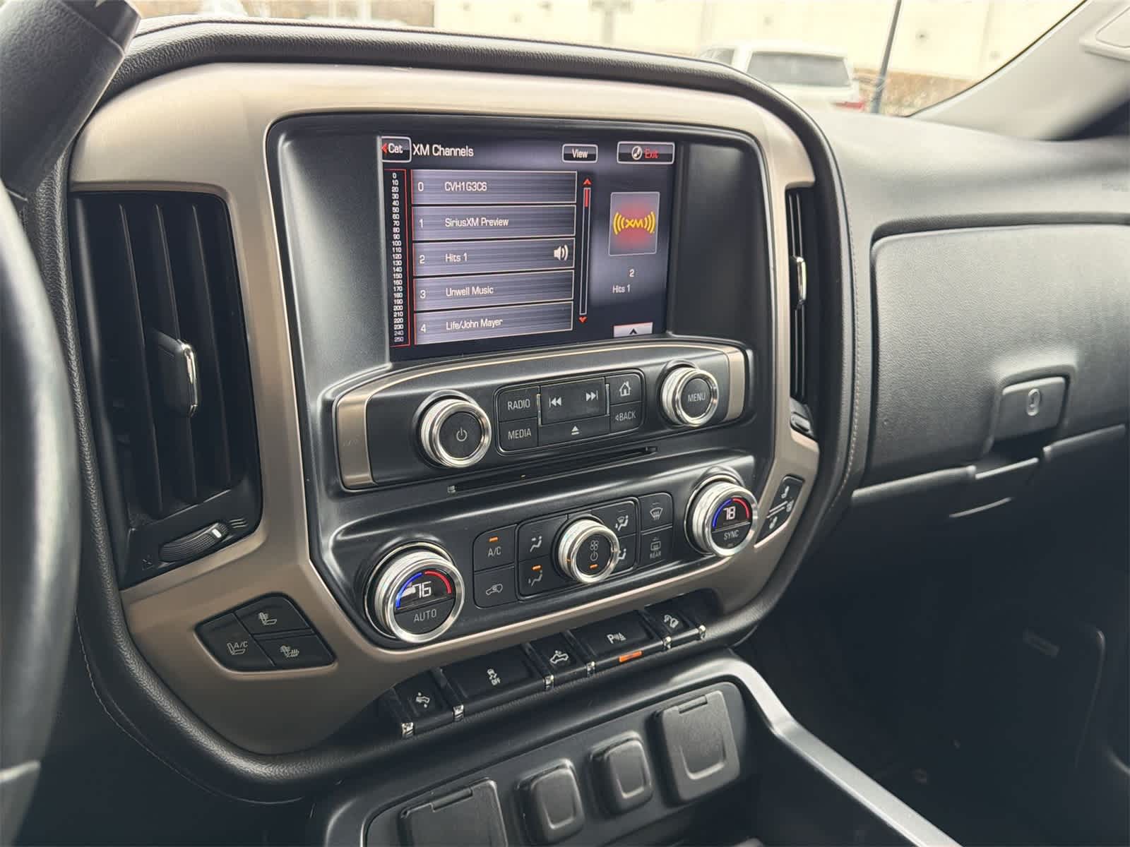 Thumbnail: 2015 GMC Sierra 1500 - 24