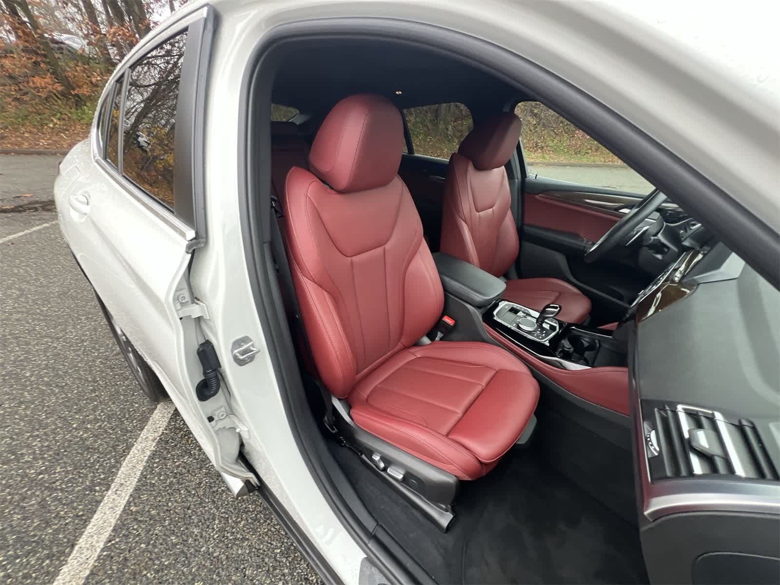 Thumbnail: 2023 BMW X4 - 22