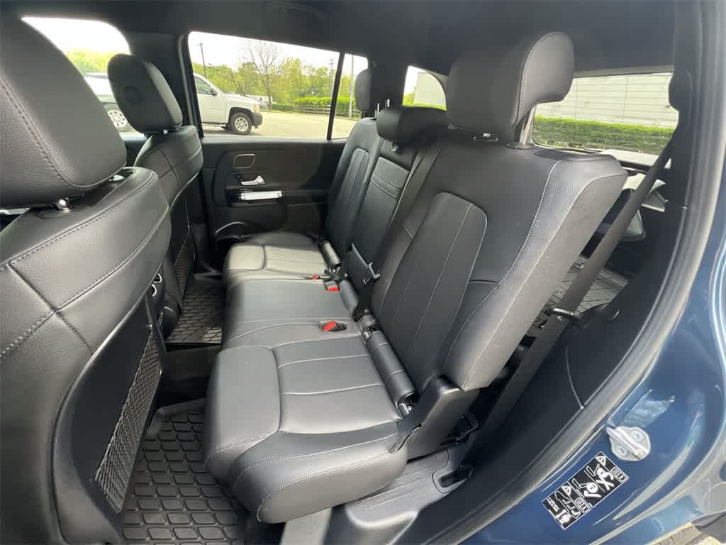 Thumbnail: 2021 Mercedes-Benz GLB - 21
