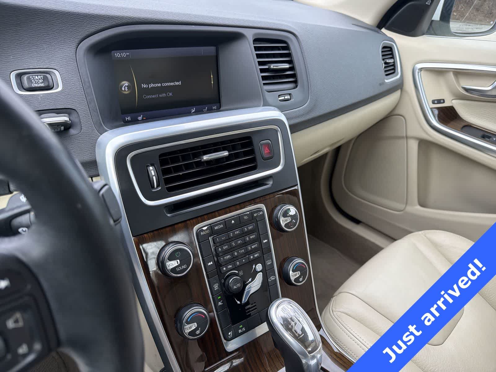 Thumbnail: 2013 Volvo S60 - 24