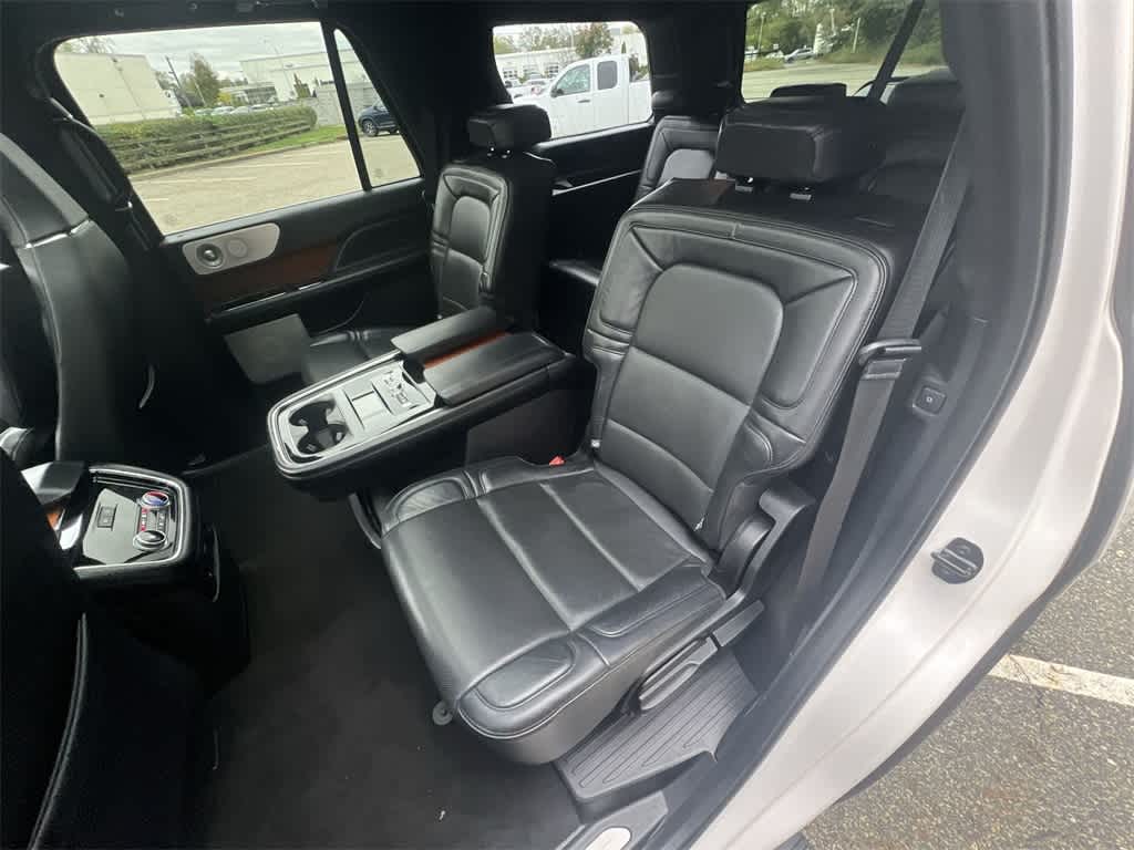 Thumbnail: 2019 Lincoln Navigator - 21