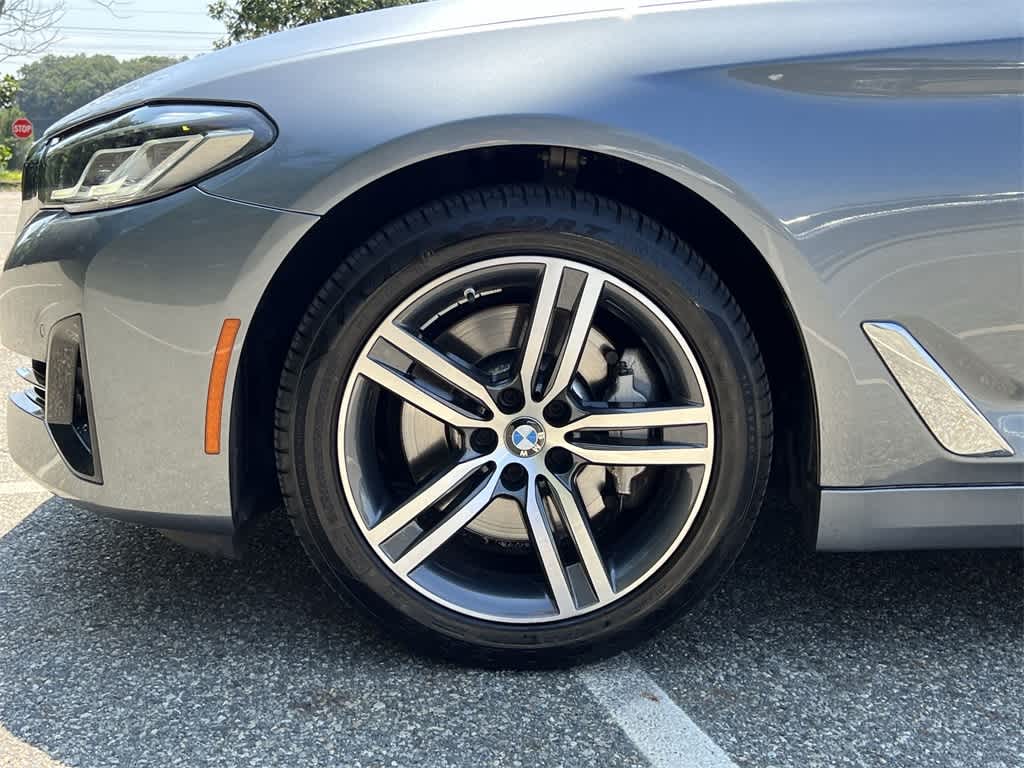 Thumbnail: 2022 BMW 5 Series - 16