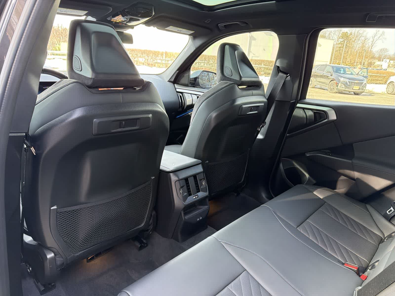 Thumbnail: 2025 BMW X3 - 20