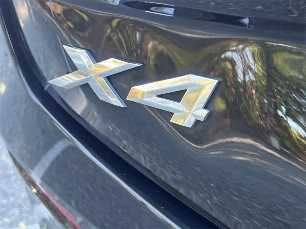 Thumbnail: 2023 BMW X4 - 15