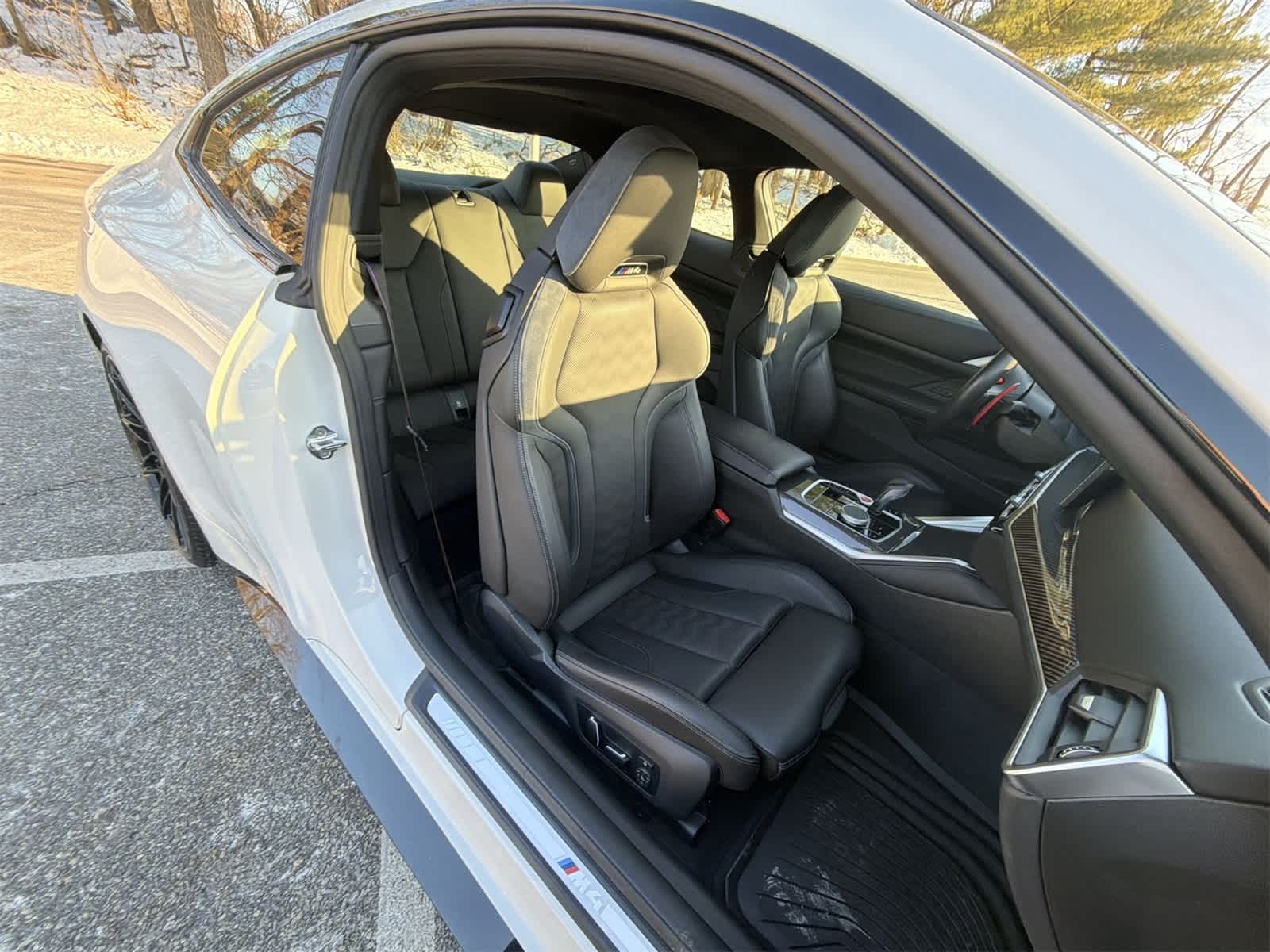 Thumbnail: 2024 BMW M4 - 22