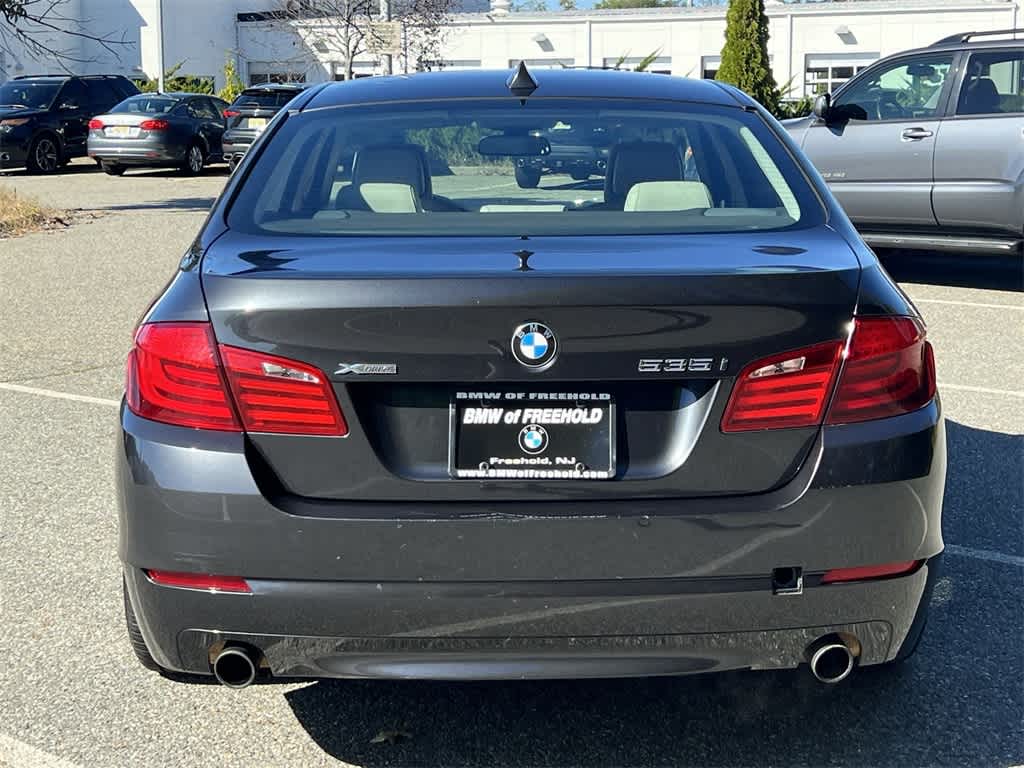 Thumbnail: 2013 BMW 5 Series - 13