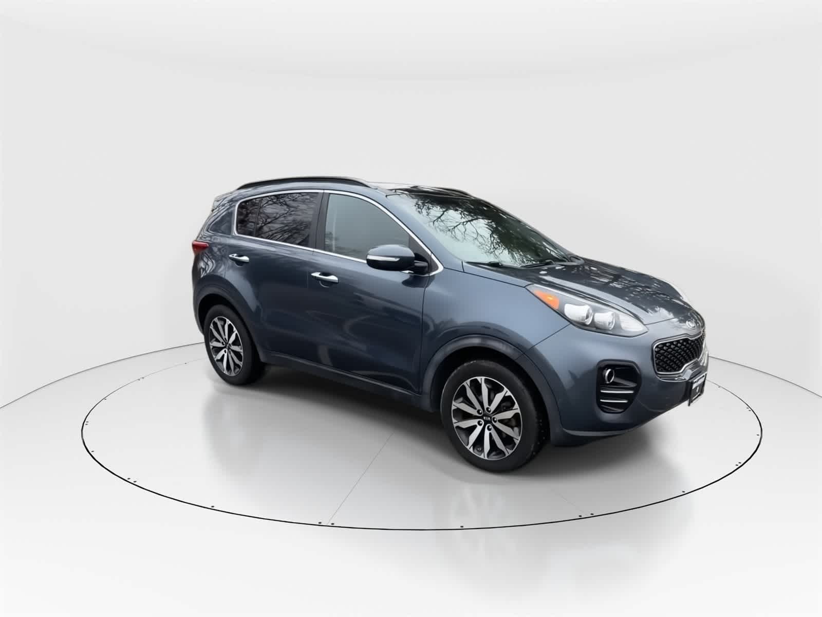Thumbnail: 2018 Kia Sportage - 3