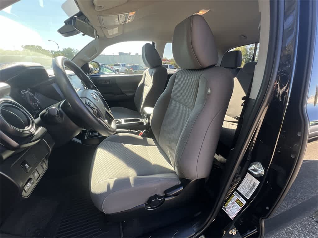 Thumbnail: 2023 Toyota Tacoma - 19