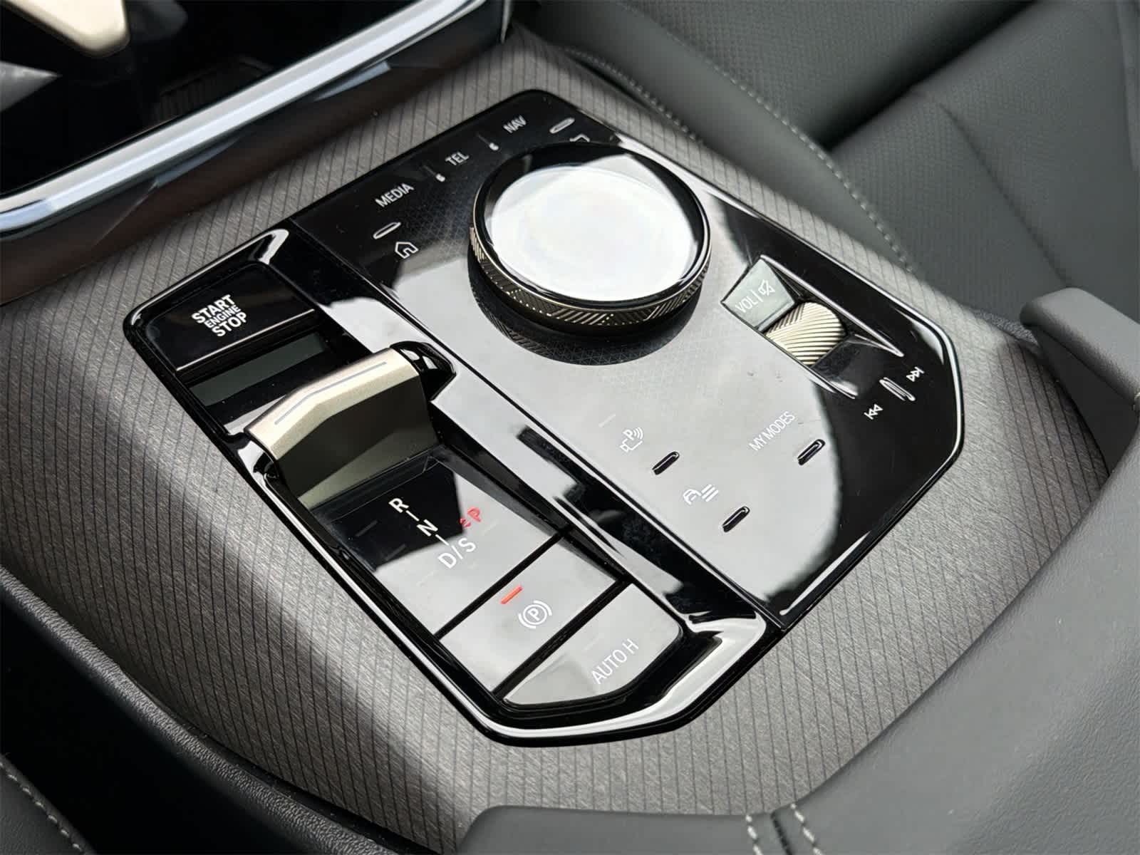 Thumbnail: 2025 BMW X3 - 25