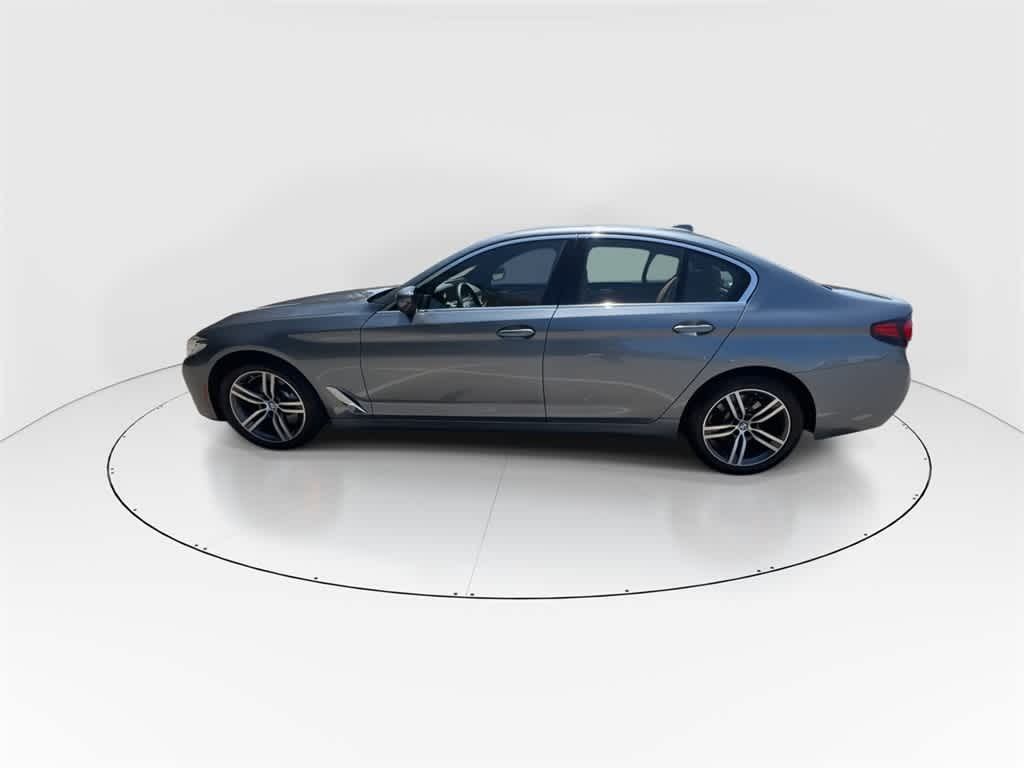 Thumbnail: 2022 BMW 5 Series - 5