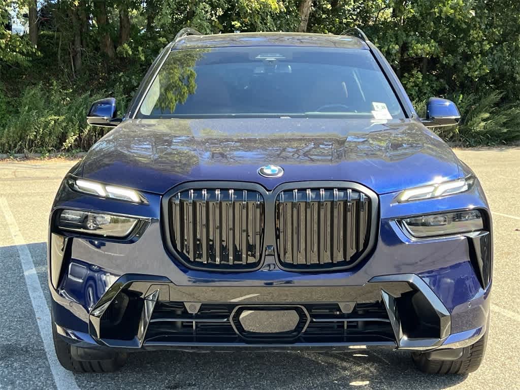Thumbnail: 2024 BMW X7 - 14