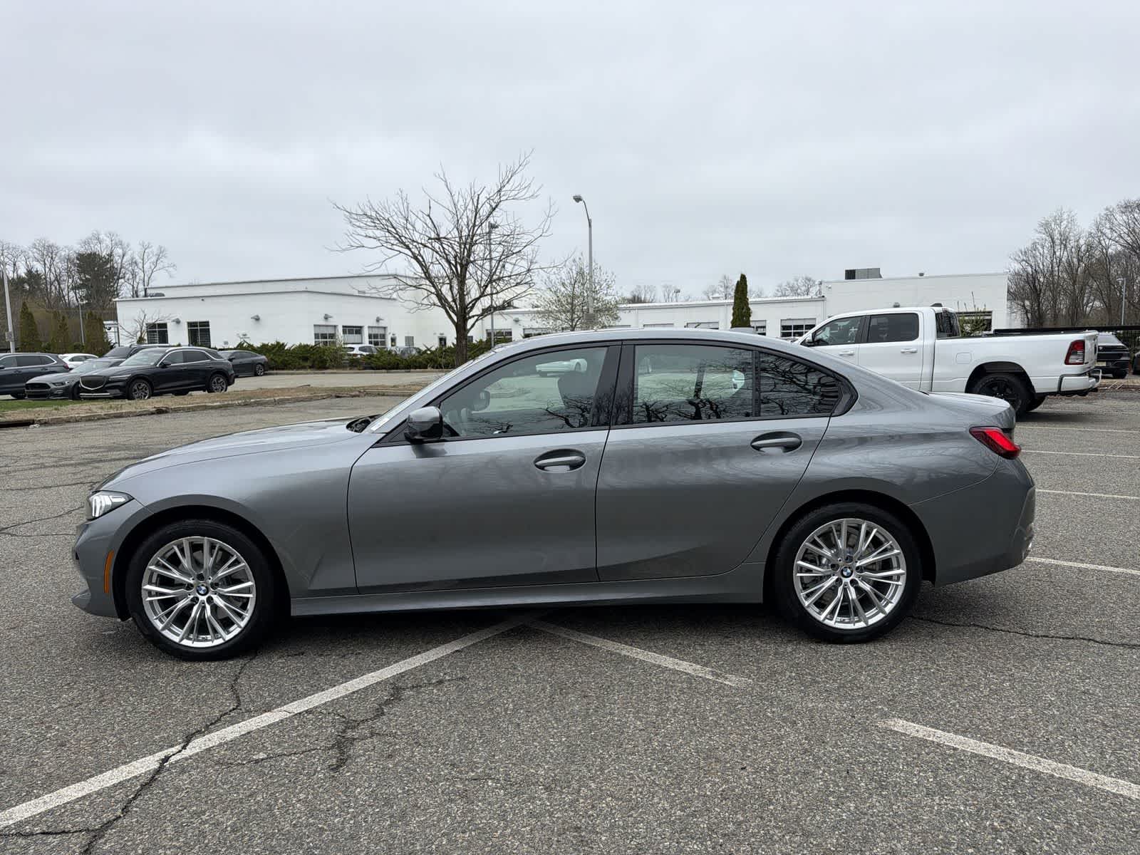 Thumbnail: 2023 BMW 3 Series - 11