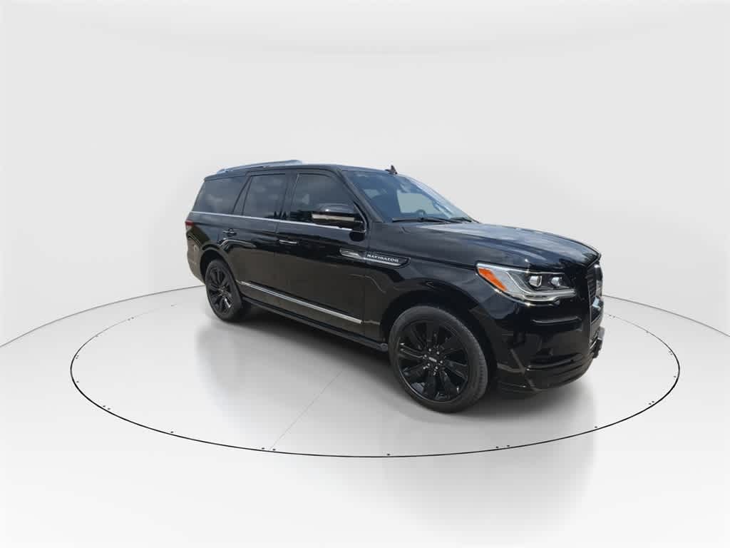 Thumbnail: 2023 Lincoln Navigator - 2
